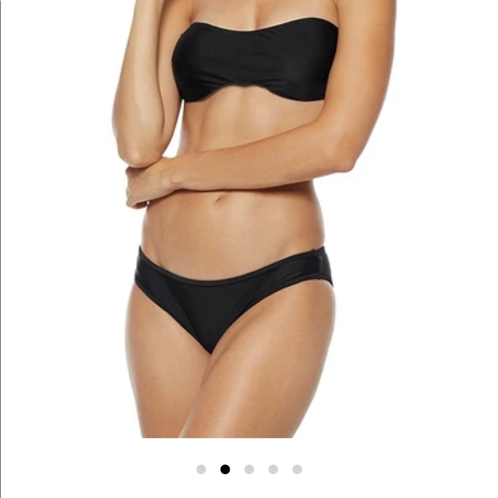 Duskii Waimea Bay swim top